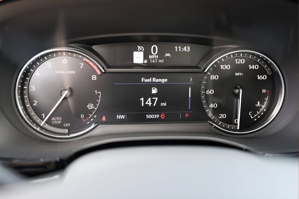 Used 2023 Cadillac XT6 Premium Luxury FWD image 11