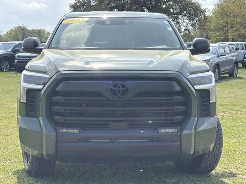 Used 2023 Toyota Tundra SR5 w/ SR5 Convenience Package AWD/4WD image 5