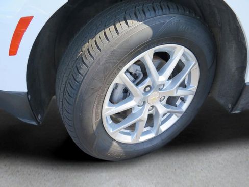 Used 2022 Chevrolet Equinox LT AWD/4WD image 25