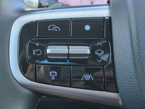 Used 2025 Genesis GV80 2.5T Standard AWD/4WD image 25