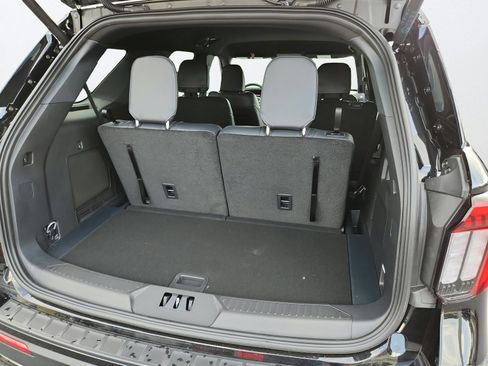 New 2026 Ford Explorer ST-Line AWD/4WD image 32