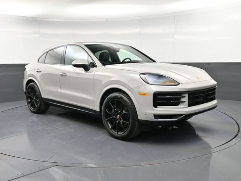 New 2026 Porsche Cayenne Coupe AWD/4WD image 10