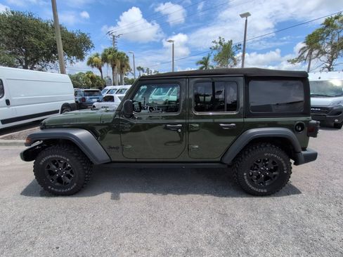 Used 2021 Jeep Wrangler Unlimited Sport AWD/4WD image 8