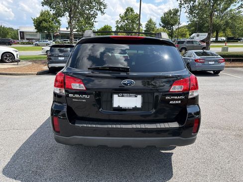 Used 2013 Subaru Outback 2.5i Premium w/ Popular Pkg 1B AWD/4WD image 10