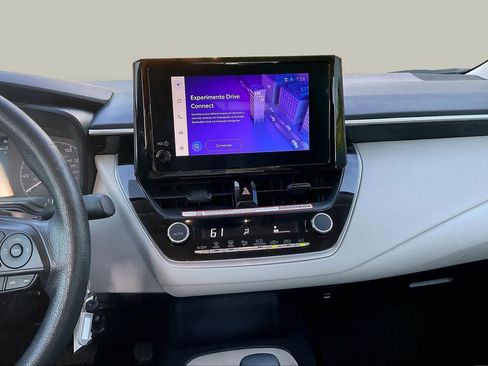 Used 2025 Toyota Corolla LE FWD image 7