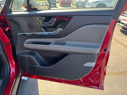 New 2026 Lincoln Corsair Reserve w/ Jet Appearance Package image 29
