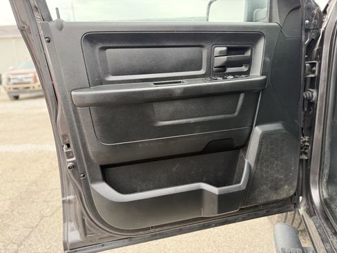 Used 2018 RAM 1500 Express w/ Express Value Package image 13