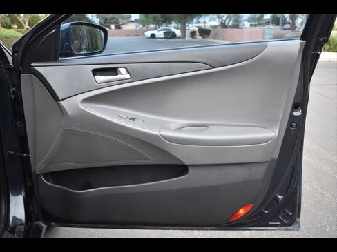 Used 2013 Hyundai Sonata GLS image 32