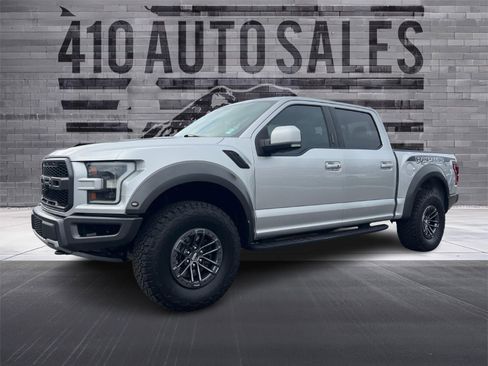 Used 2019 Ford F150 Raptor w/ Equipment Group 802A Luxury image 6
