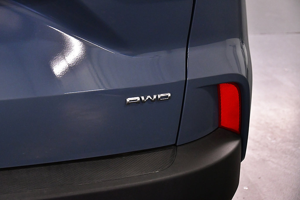 Used 2025 Ford Escape ST-Line Select AWD/4WD image 12