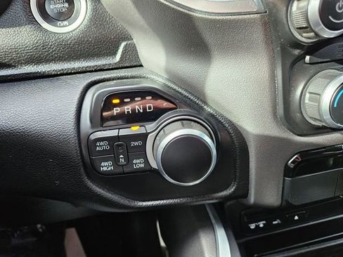 Used 2019 RAM 1500 Big Horn image 29