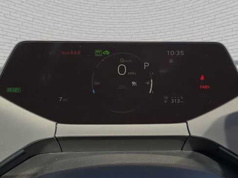 New 2026 Toyota Prius Plug-In Hybrid FWD image 18