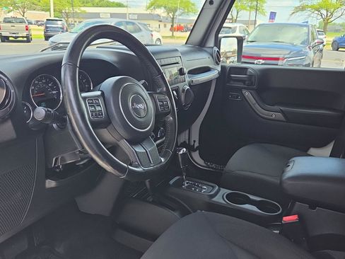 Used 2017 Jeep Wrangler Unlimited Sport w/ Quick Order Package 24S AWD/4WD image 8