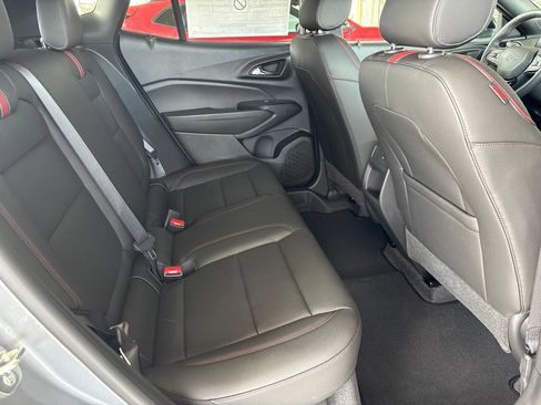 New 2026 Chevrolet Trax RS w/ Sunroof Package FWD image 17
