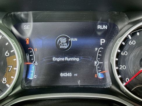 Used 2018 Jeep Compass Limited w/ Navigation Group FWD image 18