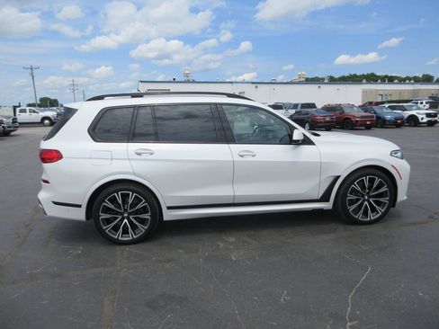 Used 2019 BMW X7 xDrive50i w/ Dynamic Handling Package AWD/4WD image 6