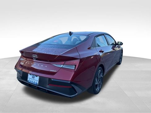 New 2026 Hyundai Elantra Limited w/ Cargo Package image 4