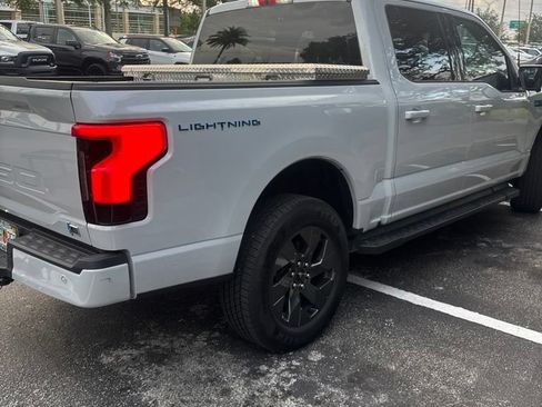 Used 2025 Ford F150 Lightning Flash AWD/4WD image 16
