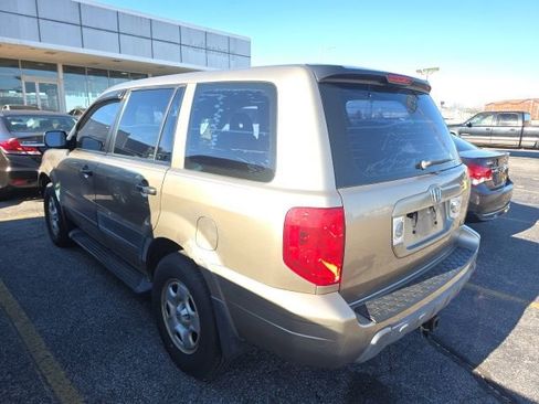 Used 2005 Honda Pilot LX image 2