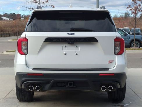 Certified 2023 Ford Explorer ST w/ Equipment Group 401A image 5