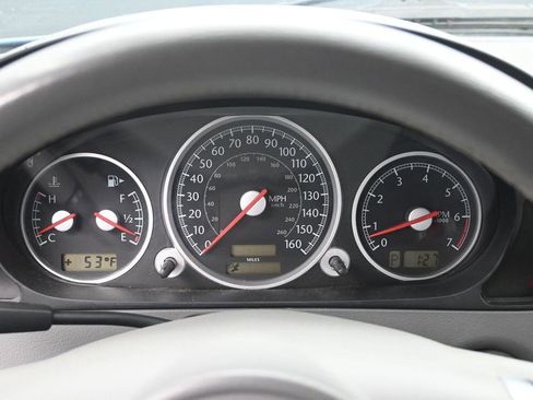 Used 2005 Chrysler Crossfire Limited RWD image 9
