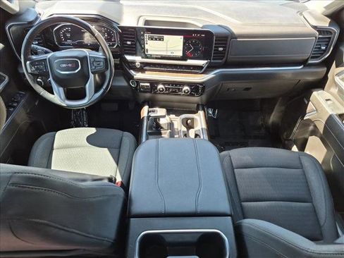 Used 2023 GMC Sierra 1500 Elevation w/ Preferred Package AWD/4WD image 17
