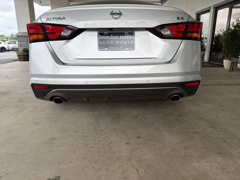 Used 2020 Nissan Altima 2.5 SR FWD image 27