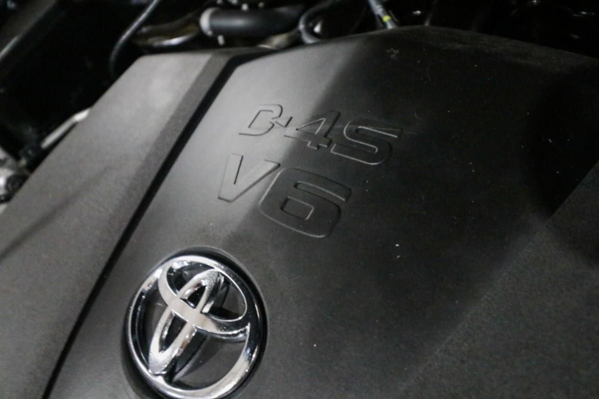 Used 2022 Toyota Highlander LE FWD image 9