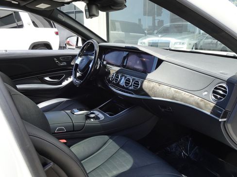 Used 2015 Mercedes-Benz S 550 Sedan image 17