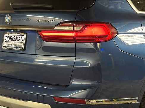 Used 2022 BMW X7 xDrive40i w/ Premium Package image 6