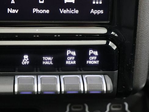 Used 2023 RAM 1500 Laramie AWD/4WD image 27