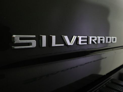 Used 2022 Chevrolet Silverado 2500 LTZ image 34