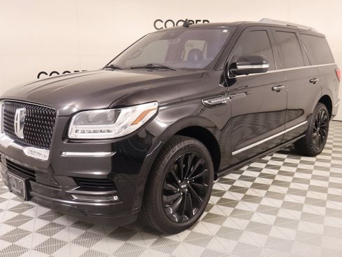Used 2020 Lincoln Navigator Reserve w/ Equipment Group 208A Reserve AWD/4WD image 11