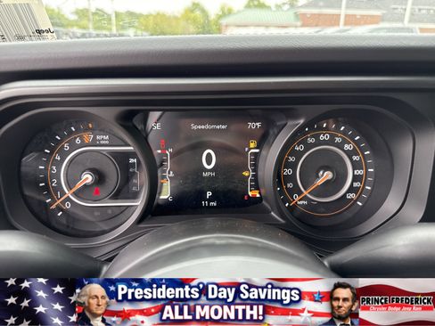 New 2025 Jeep Gladiator Rubicon w/ Technology Group image 27