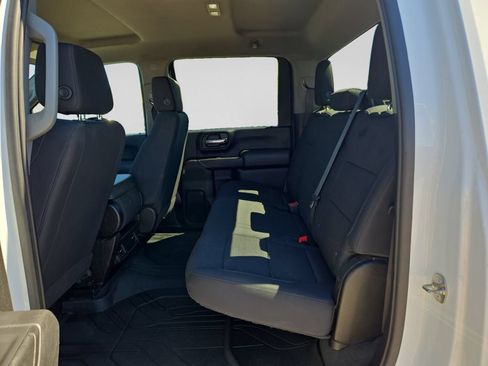 Used 2024 Chevrolet Silverado 2500 Custom AWD/4WD image 16