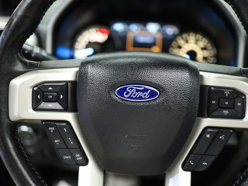 Used 2020 Ford F150 Lariat w/ Equipment Group 502A Luxury image 36