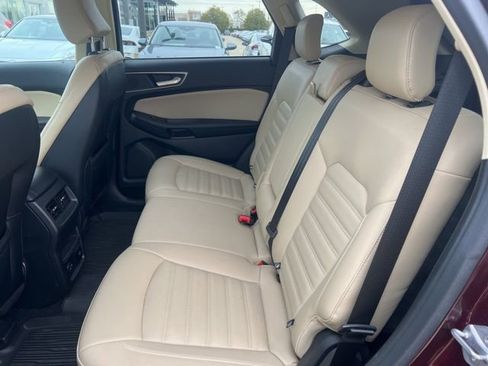 Used 2022 Ford Edge SEL w/ Convenience Package AWD/4WD image 8