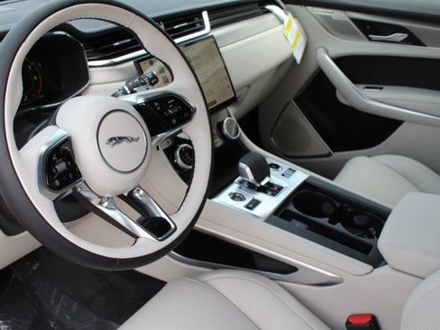 New 2026 Jaguar F-PACE R-Dynamic S image 11