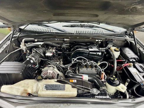 Used 2006 Ford Explorer Eddie Bauer image 13
