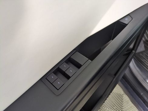 Used 2024 Tesla Cybertruck AWD Crew Cab image 14