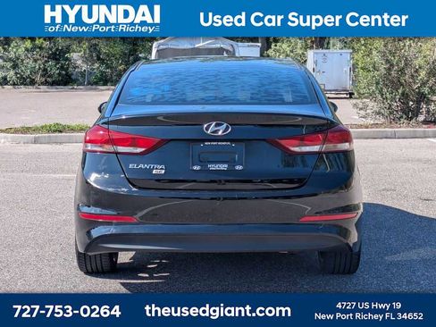 Used 2018 Hyundai Elantra SE FWD image 4