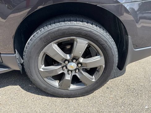 Used 2017 Chevrolet Traverse LT FWD image 12