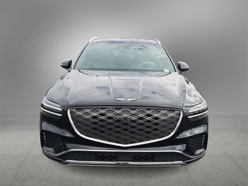 Certified 2026 Genesis GV70 2.5T Advanced image 3