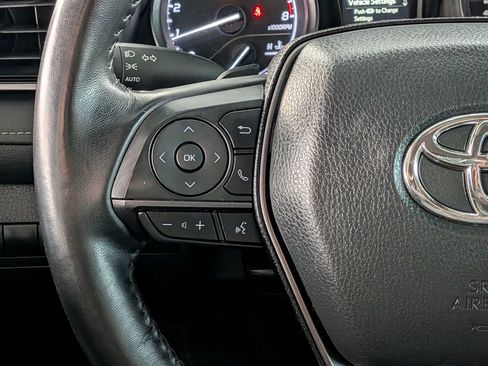 Used 2024 Toyota Camry SE image 15