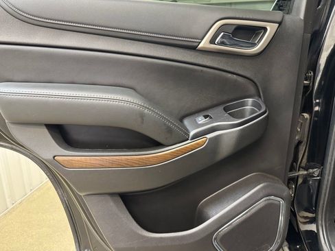 Used 2019 GMC Yukon Denali image 16