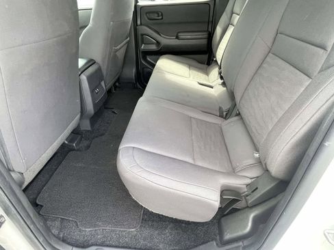 Used 2025 Nissan Frontier S image 10