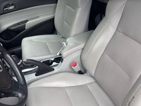Used 2016 Acura ILX FWD image 3
