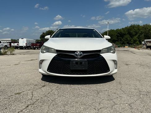Used 2016 Toyota Camry SE FWD image 8