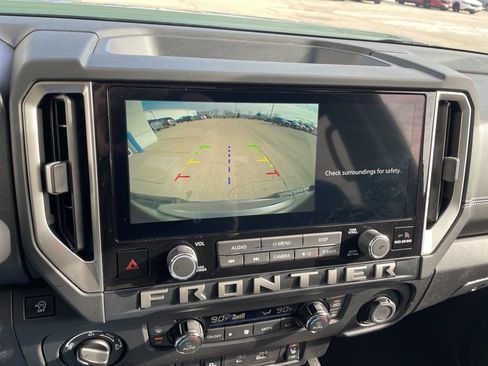 Used 2025 Nissan Frontier SV w/ SV Convenience Package image 20