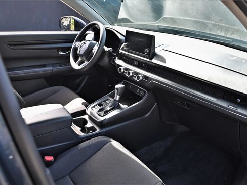Used 2024 Honda CR-V LX image 12